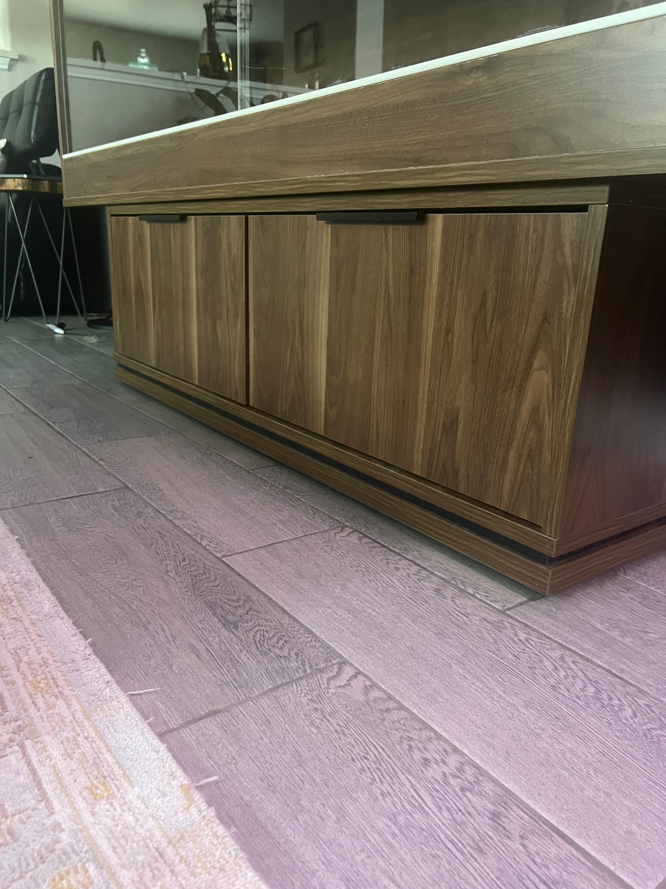 Matching two-drawer stand detail